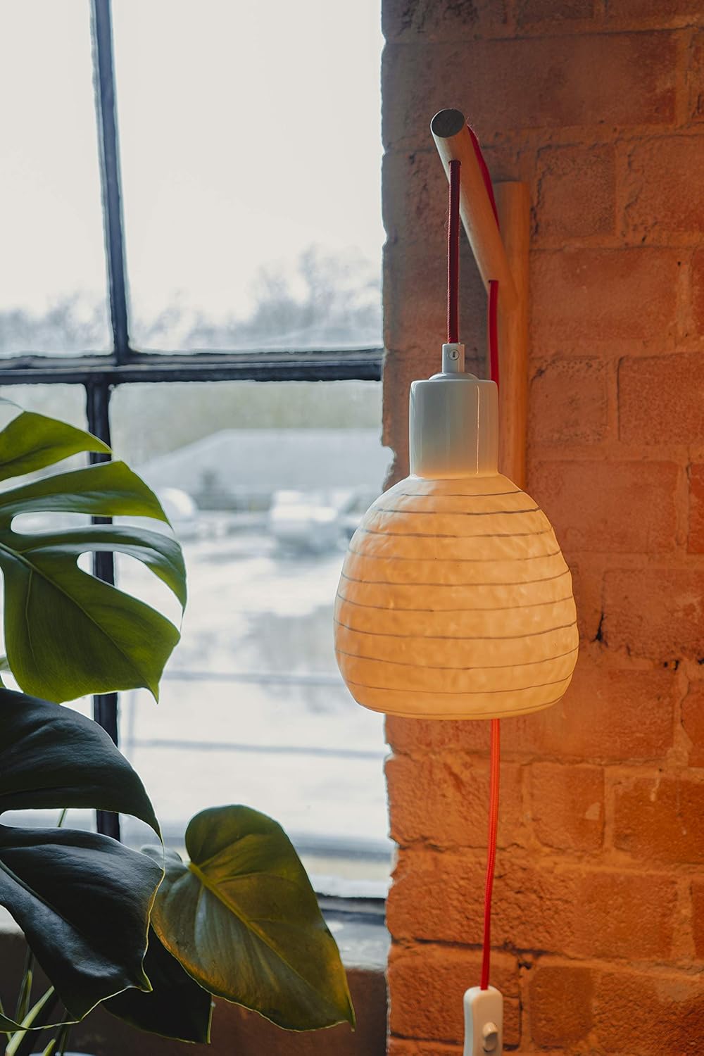 Adjustable Wall-Mounted Ceramic Lamp - Zebra