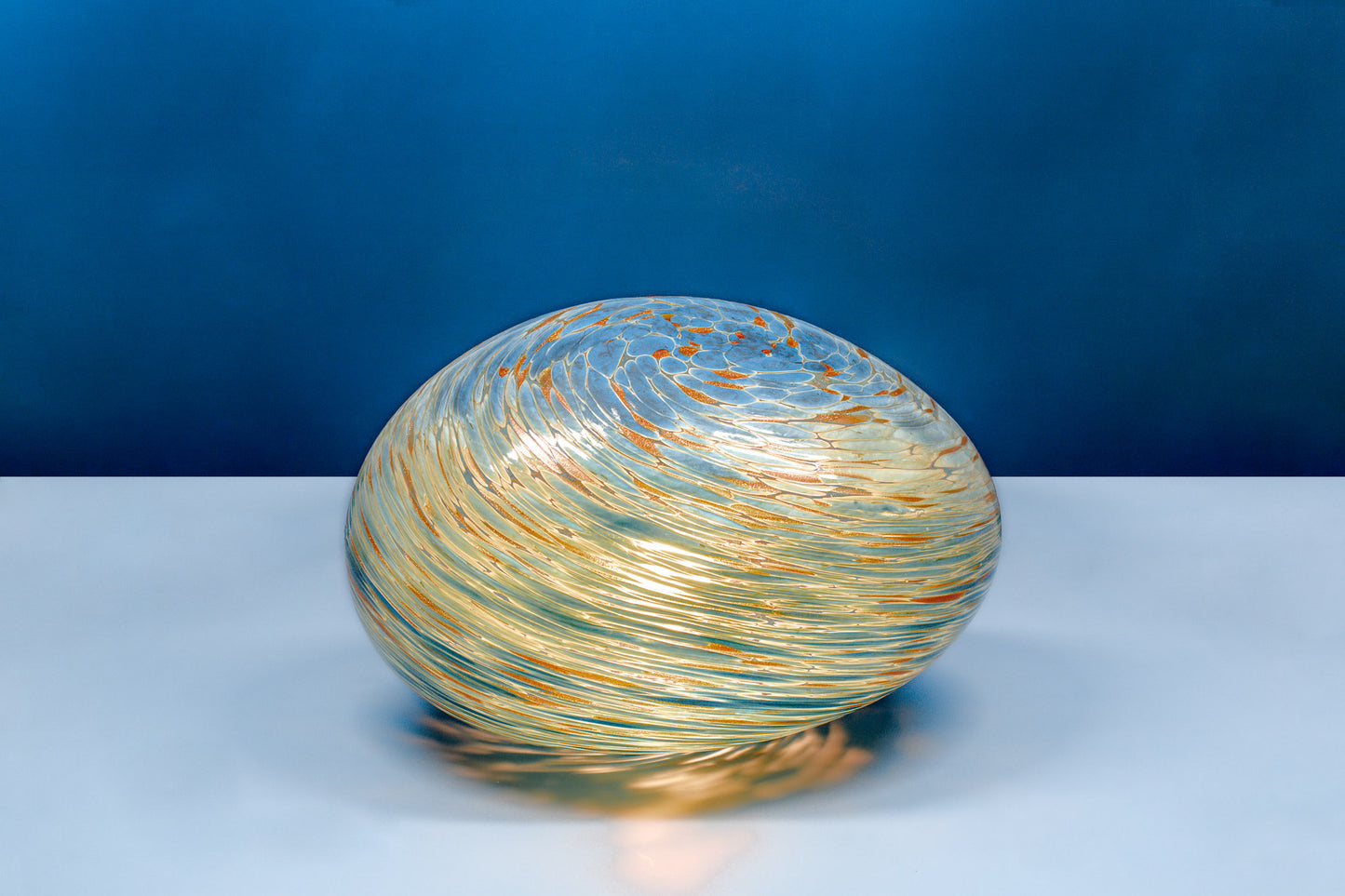 Aurum- HandBlown Glass Lamp - Pebble