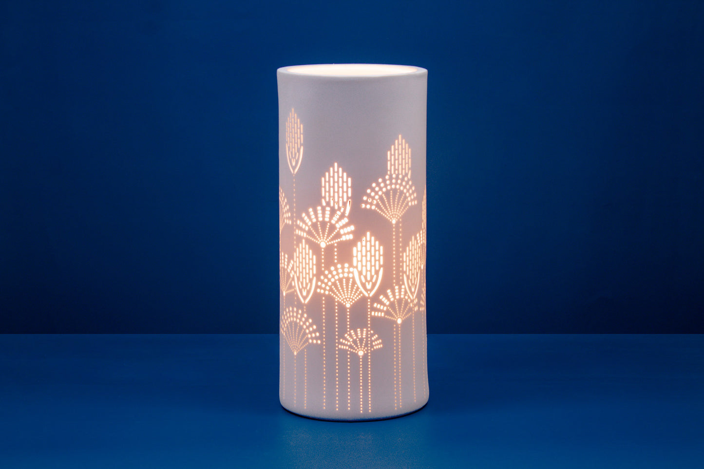 Handmade Vector Art Porcelain Column Lamp