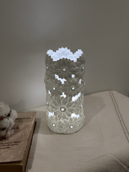 Daisies 3D Textured Ceramic Touch Lamp – Rechargeable & Dimmable